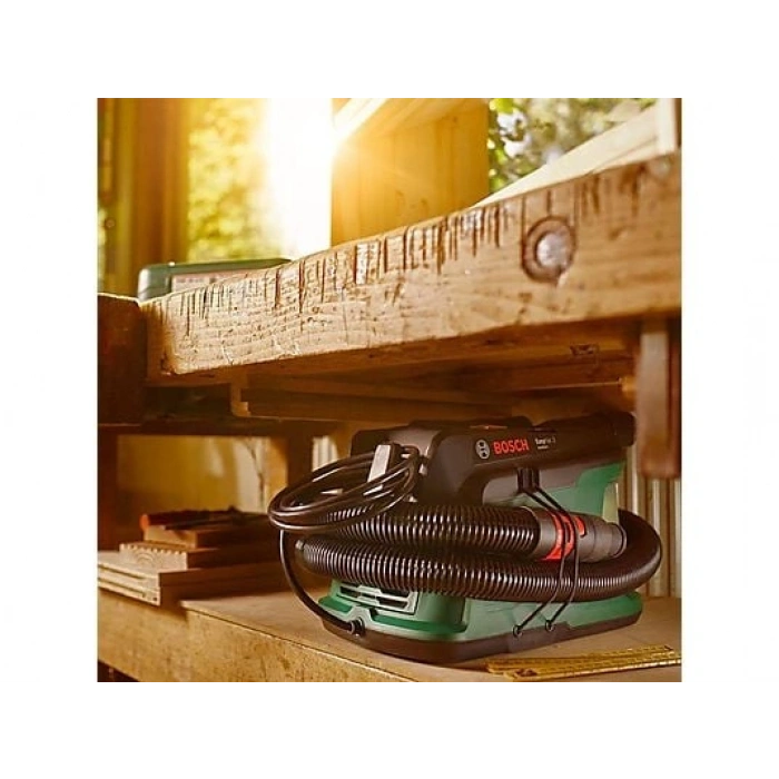 BOSCH UniversalVac 15 1500 W Islak Kuru Süpürge Yeşil