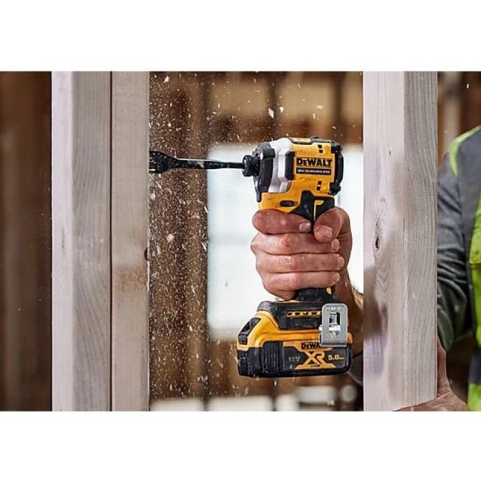 DEWALT DCF850N Aküsüz Darbeli Vidalama Makinesi