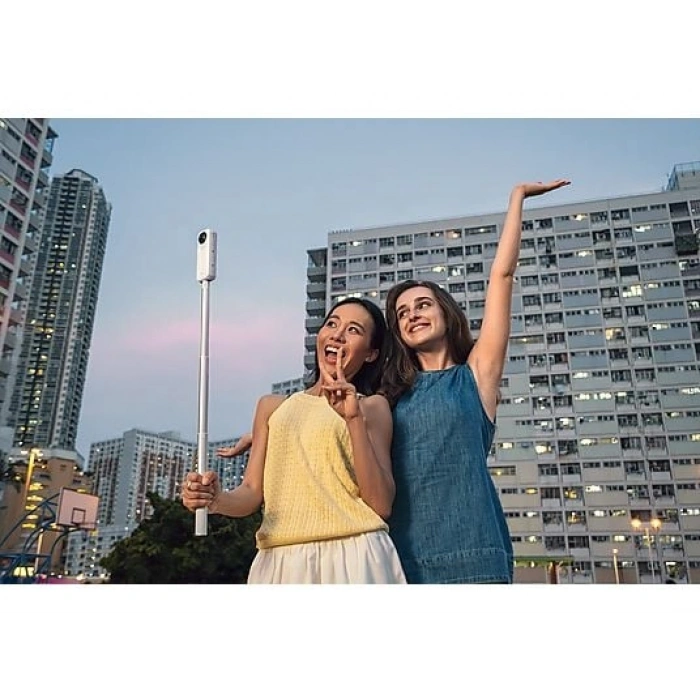 INSTA360 X5 360° Aksiyon Kamerası Beyaz