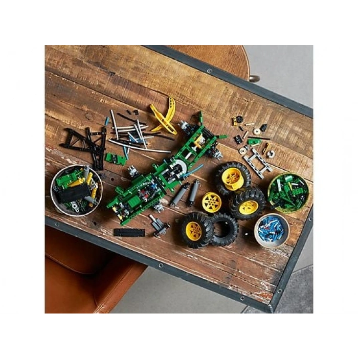 LEGO 42157 Technic John Deere 948L-II Orman Makinesi