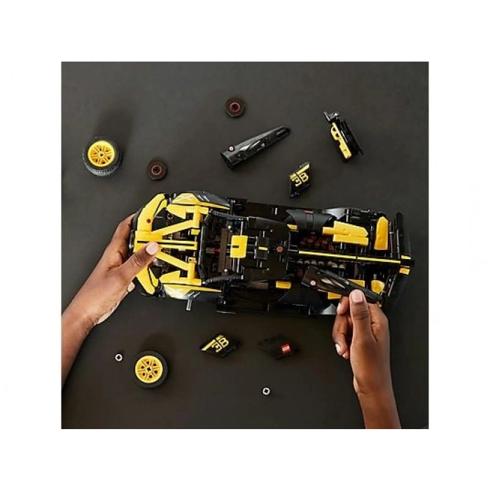 LEGO Technic 42151 Bugatti Bolide