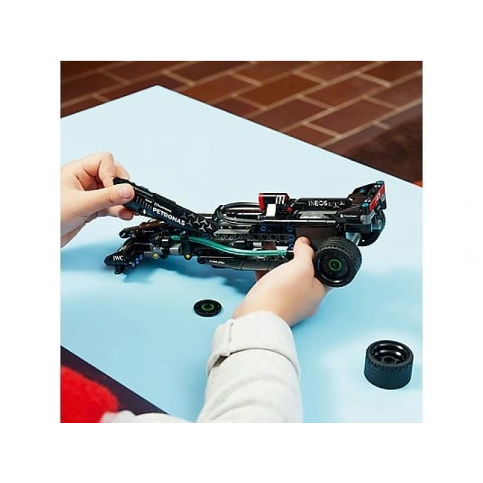 LEGO Technic Mercedes-AMG F1 W14 E Performance Pull-Back 42165