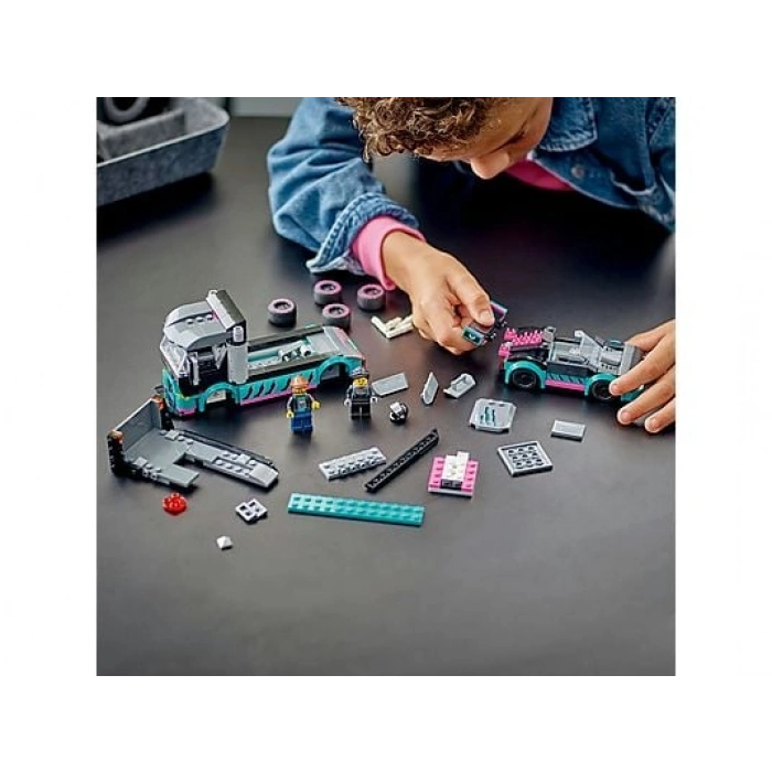 LEGO Yarış Arabası ve Araba Taşıyıcı Kamyon 60406