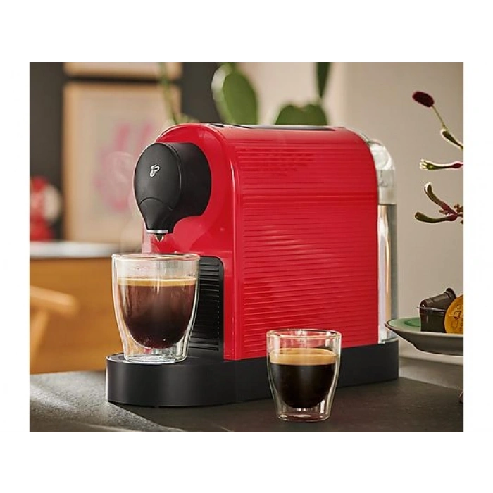 TCHIBO Cafissimo Pure+ Kapsüllü Kahve Makinesi Kırmızı