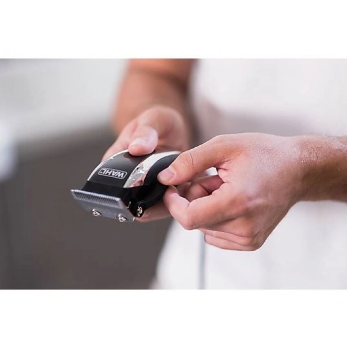 WAHL Home Pro Saç Kesme Makinesi Parlak Gri Siyah