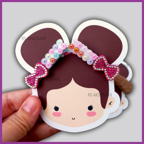 Sevimli Kız Çıtçıt ve Klips Toka - Takı Kartı