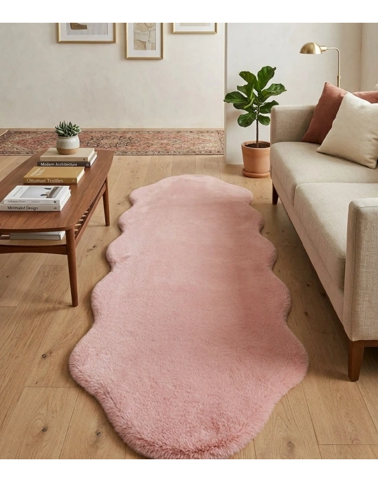 Carpet Dekor İthal Peluş Yumuşak Dekoratif Halı Simetrik Desen Pembe