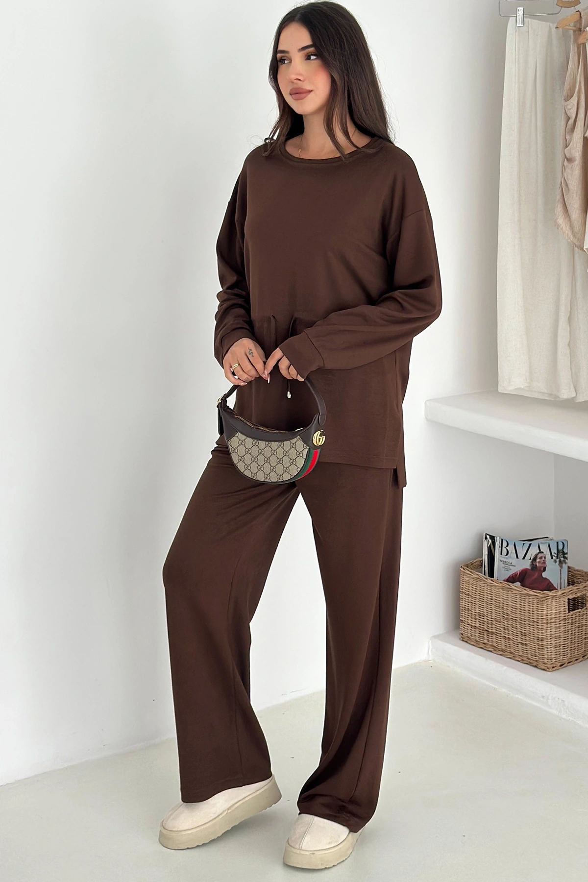 Beli Bağcıklı Yanı Yırtmaçlı Modal Takım