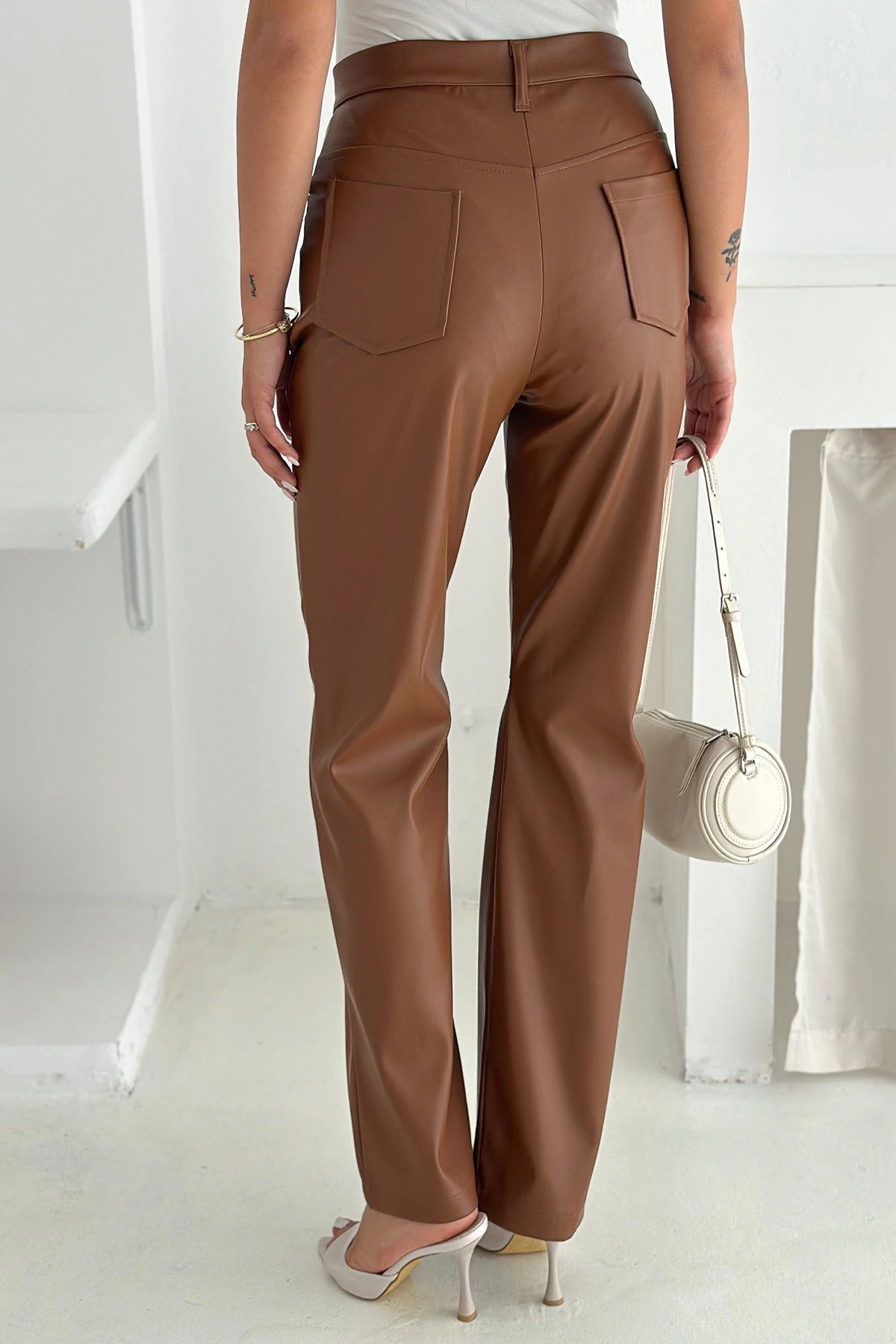 İçi Kadife Deri Pantolon