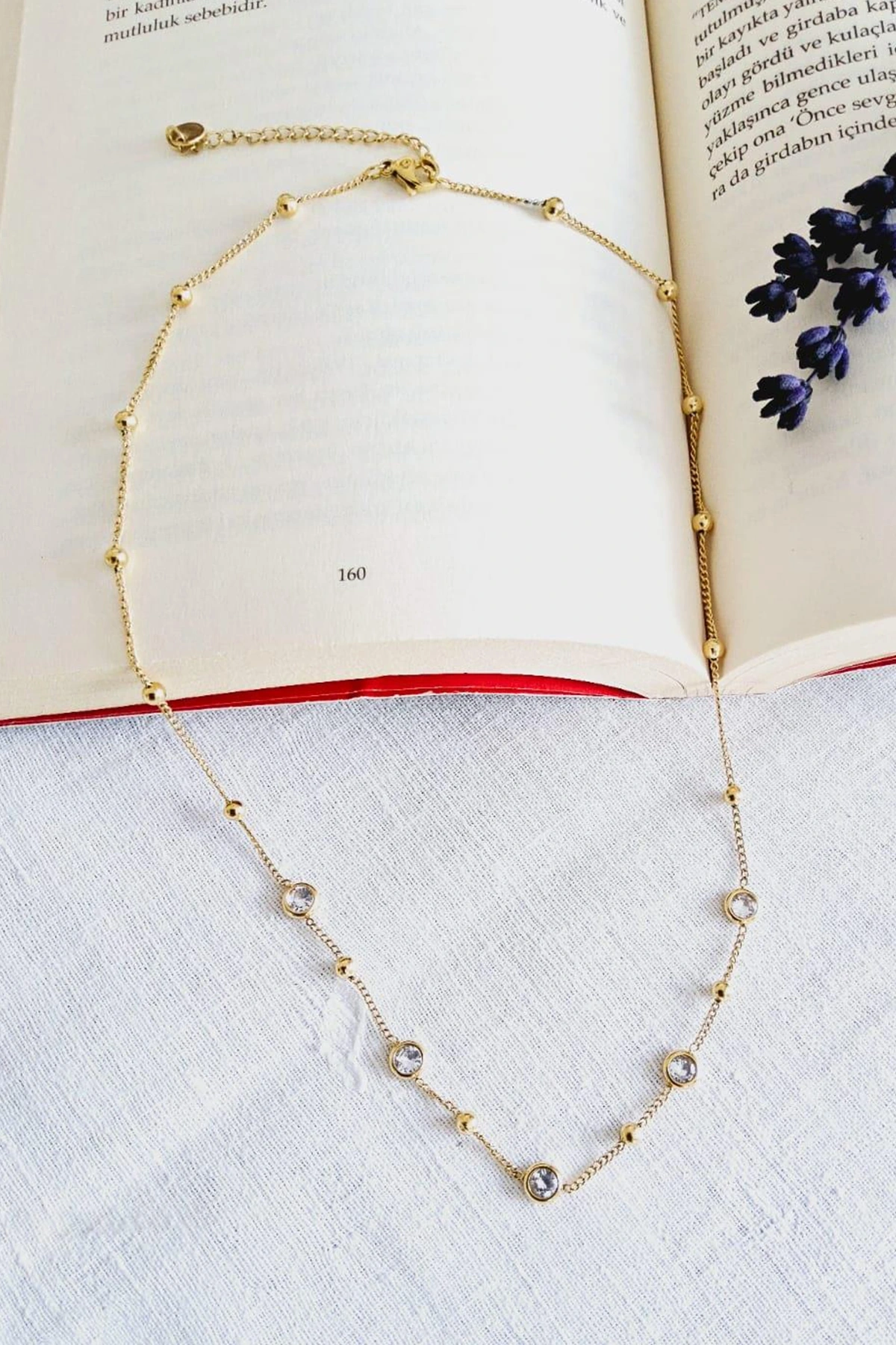 Işıltılı Taş Detaylı Paslanmaz Çelik Kolye