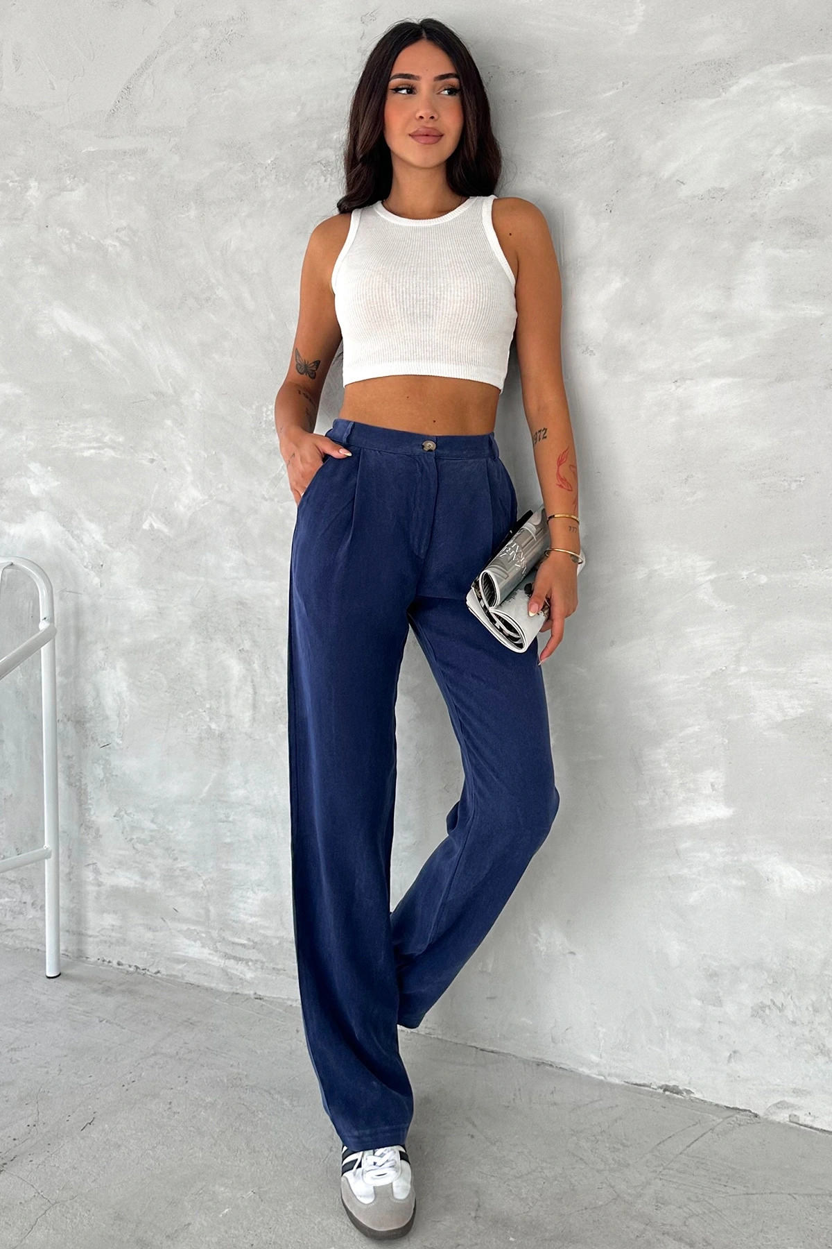 Kadın Eco-Touch Pantolon – Cepli, Lastikli Bel, Günlük Rahat Kesim Lacivert