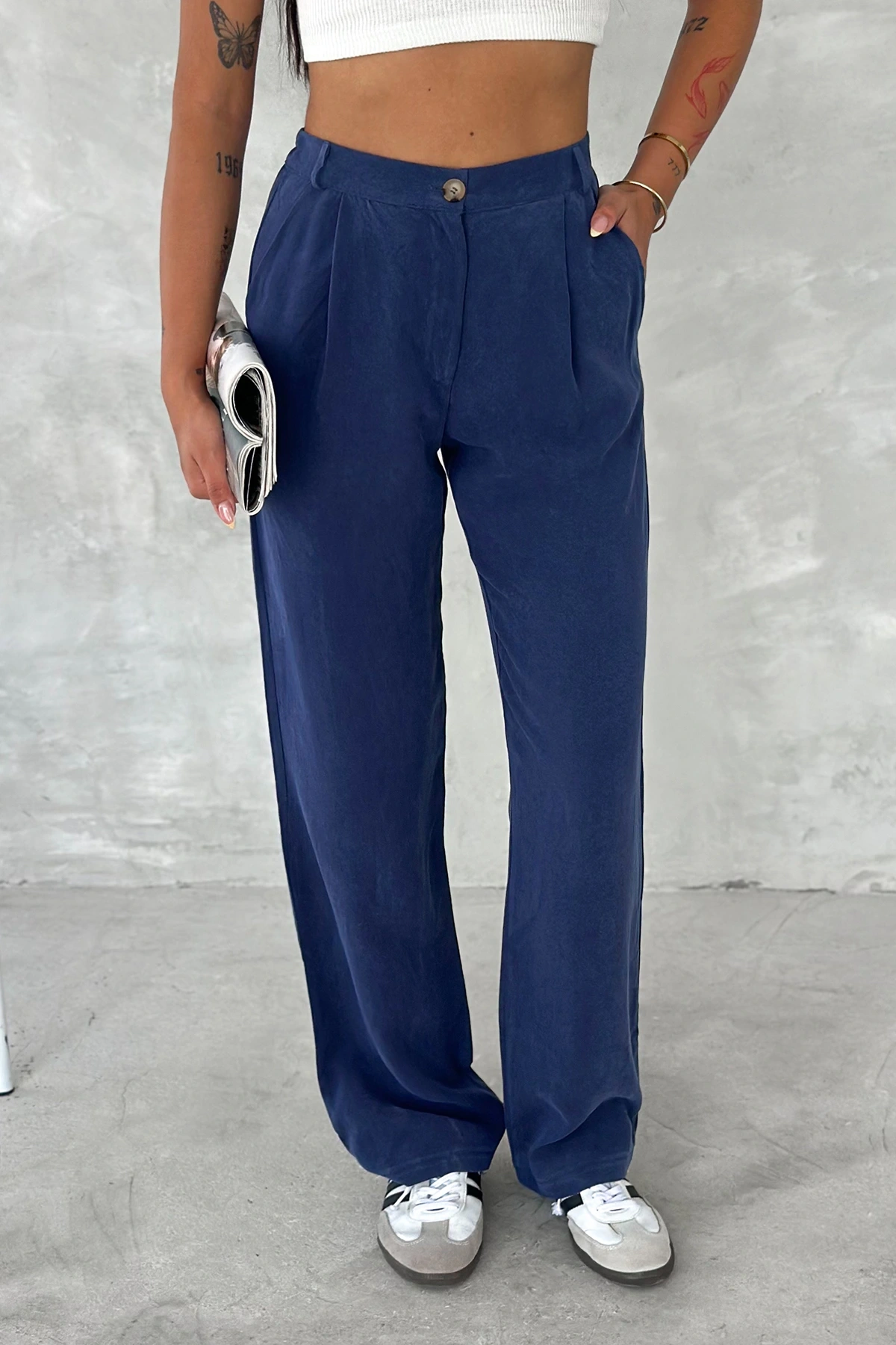 Kadın Eco-Touch Pantolon – Cepli, Lastikli Bel, Günlük Rahat Kesim Lacivert