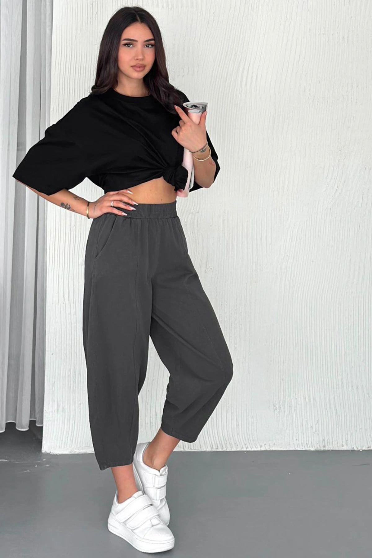 Kadın Pamuklu Bel Lastikli Dikiş Detaylı Füme Gabardin Kumaş Pantolon