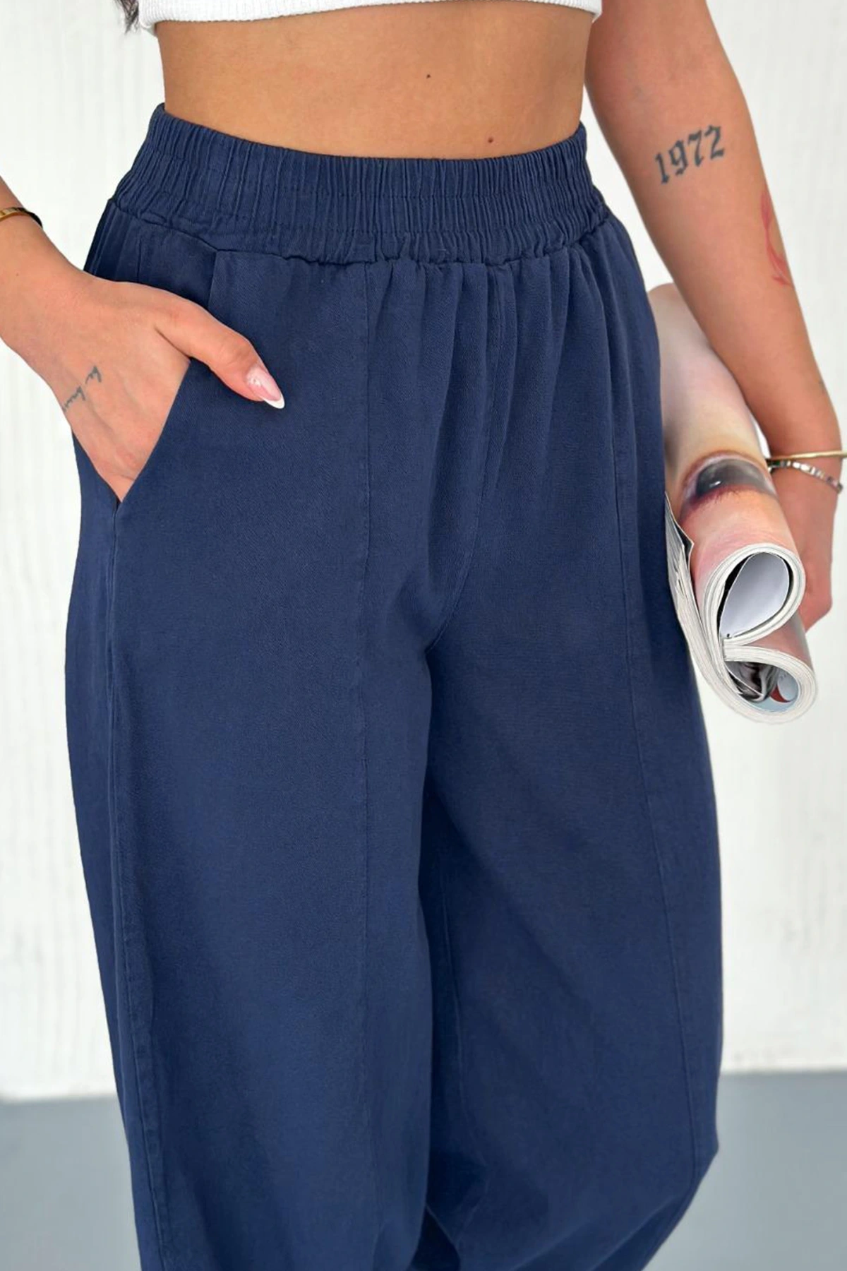 Kadın Pamuklu Bel Lastikli Dikiş Detaylı Lacivert Gabardin Kumaş Pantolon