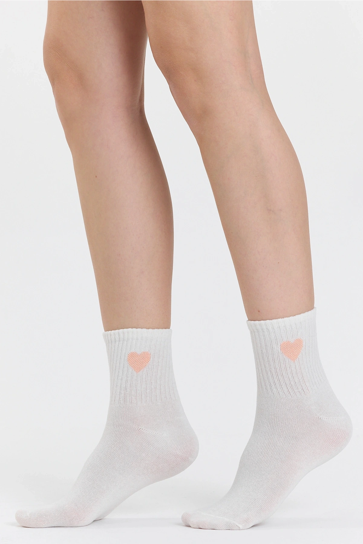 Kalp İşlemeli 4Çift Kolej Çorap Seti