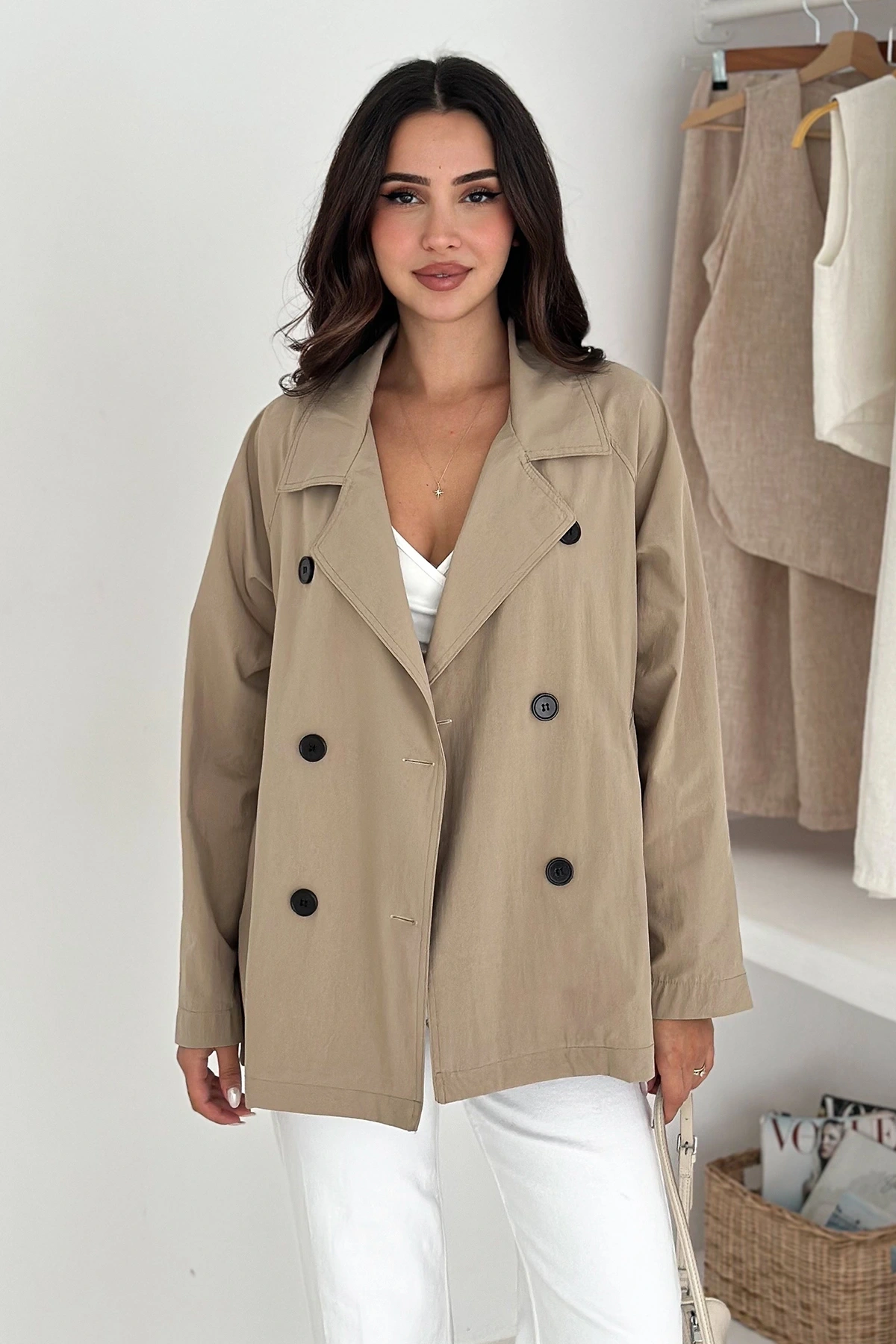 Kısa Trençkot Düğmeli Taş