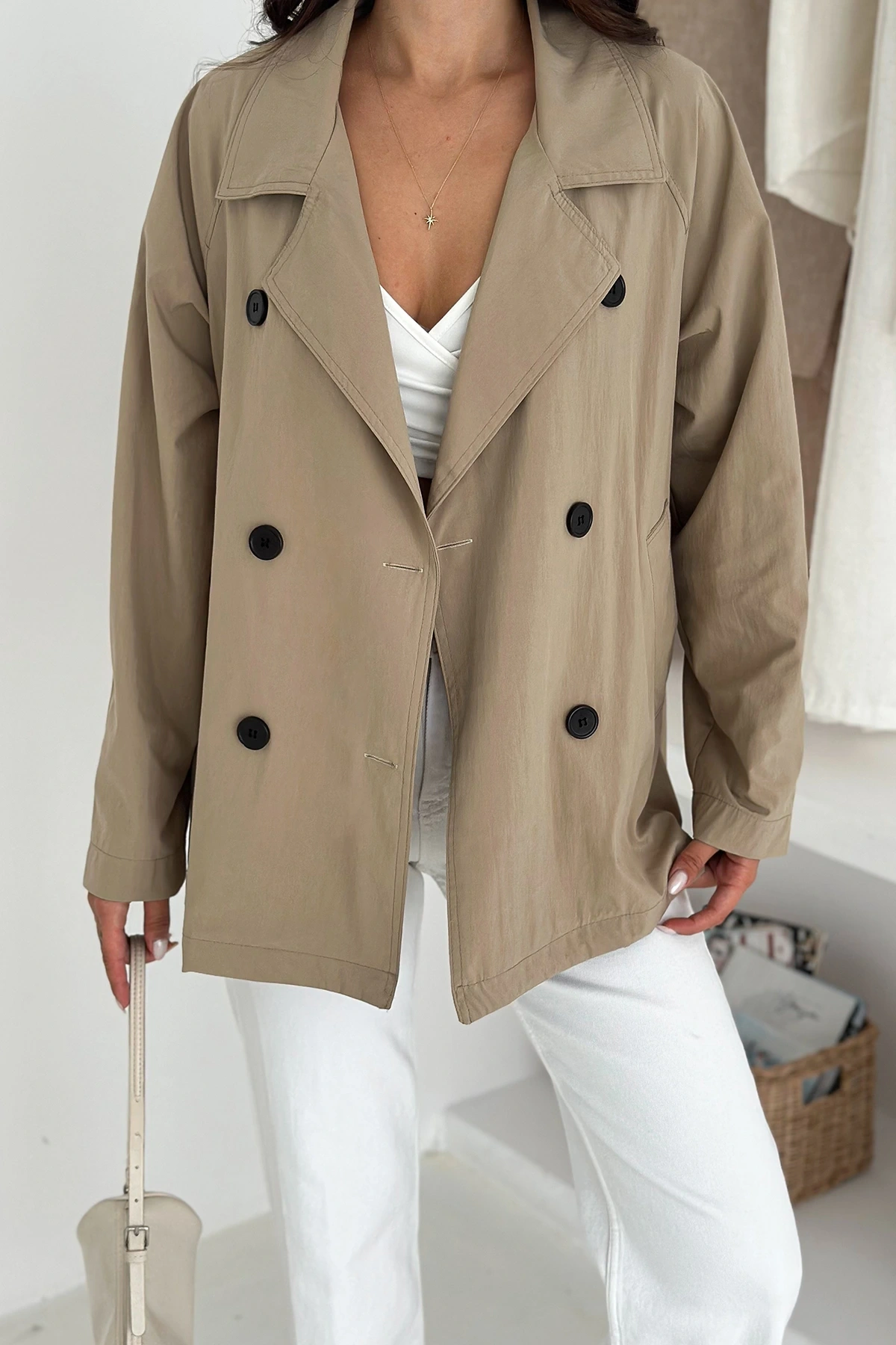 Kısa Trençkot Düğmeli Taş