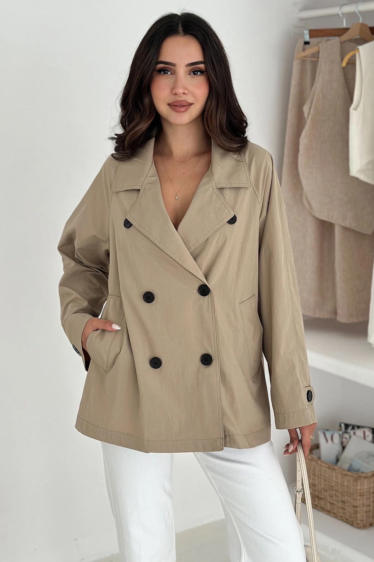 Kısa Trençkot Düğmeli Taş