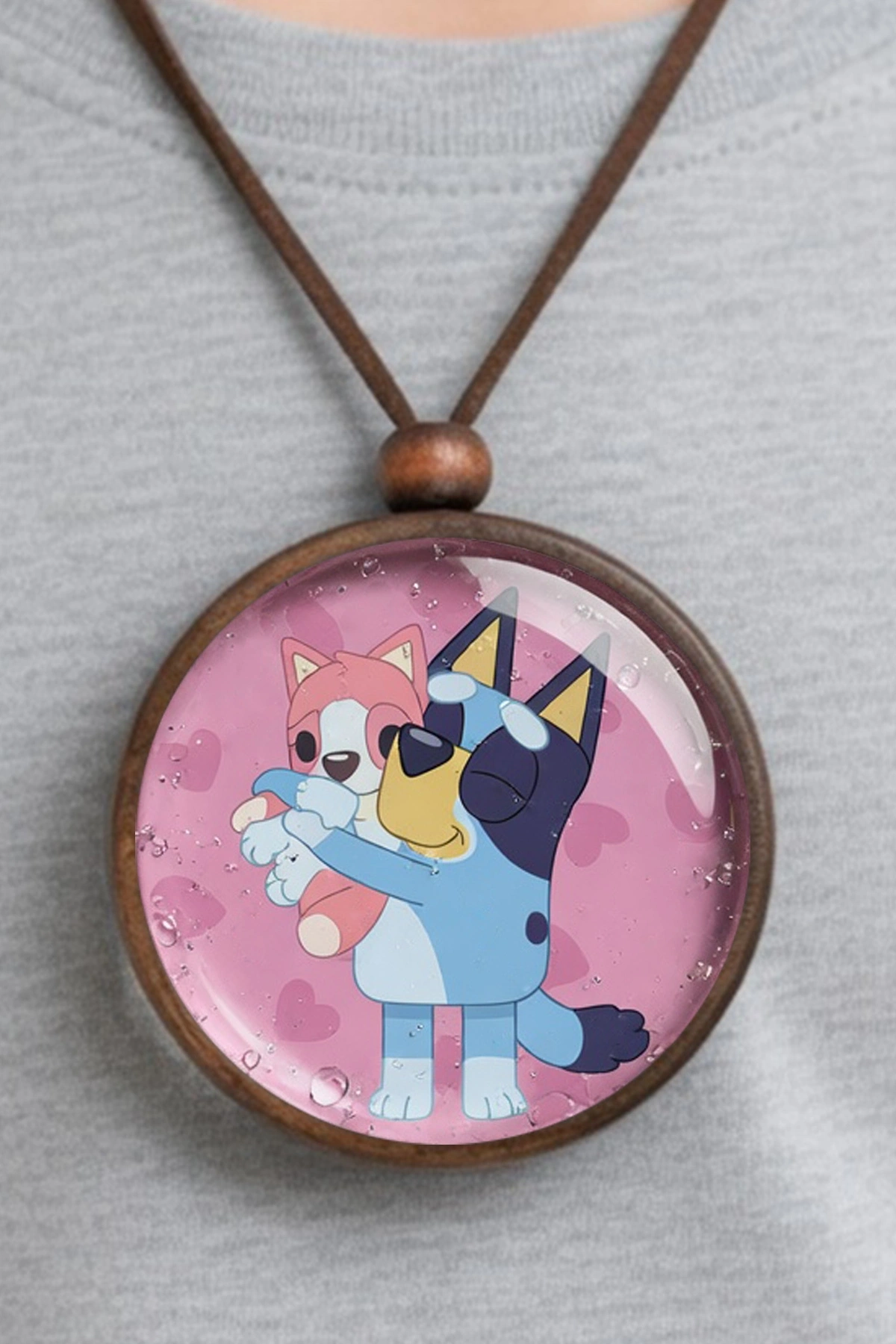 Maun Ahşap Bluey Figürlü Kolye - 35mm El Yapımı Ayarlanabilir Kolye