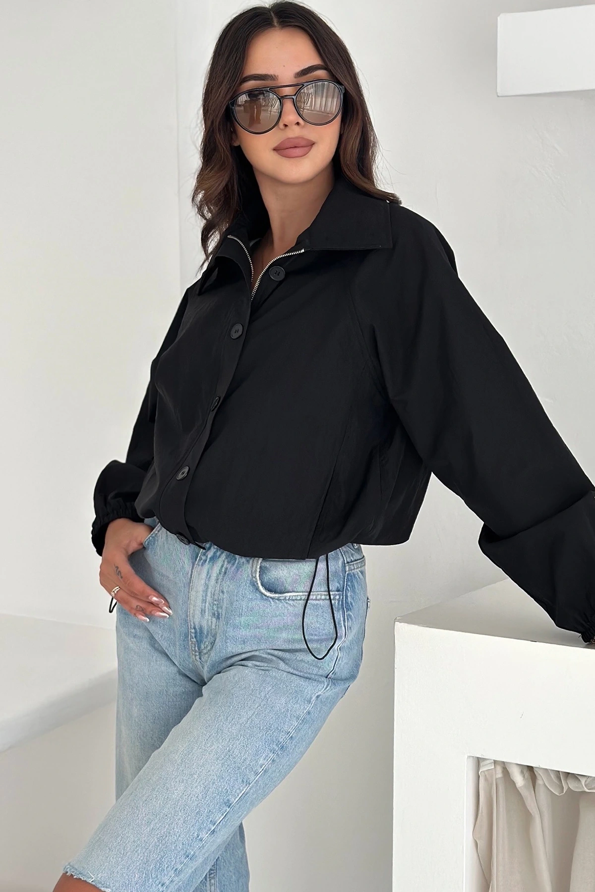 Stoperli Düğmeli Siyah Ceket