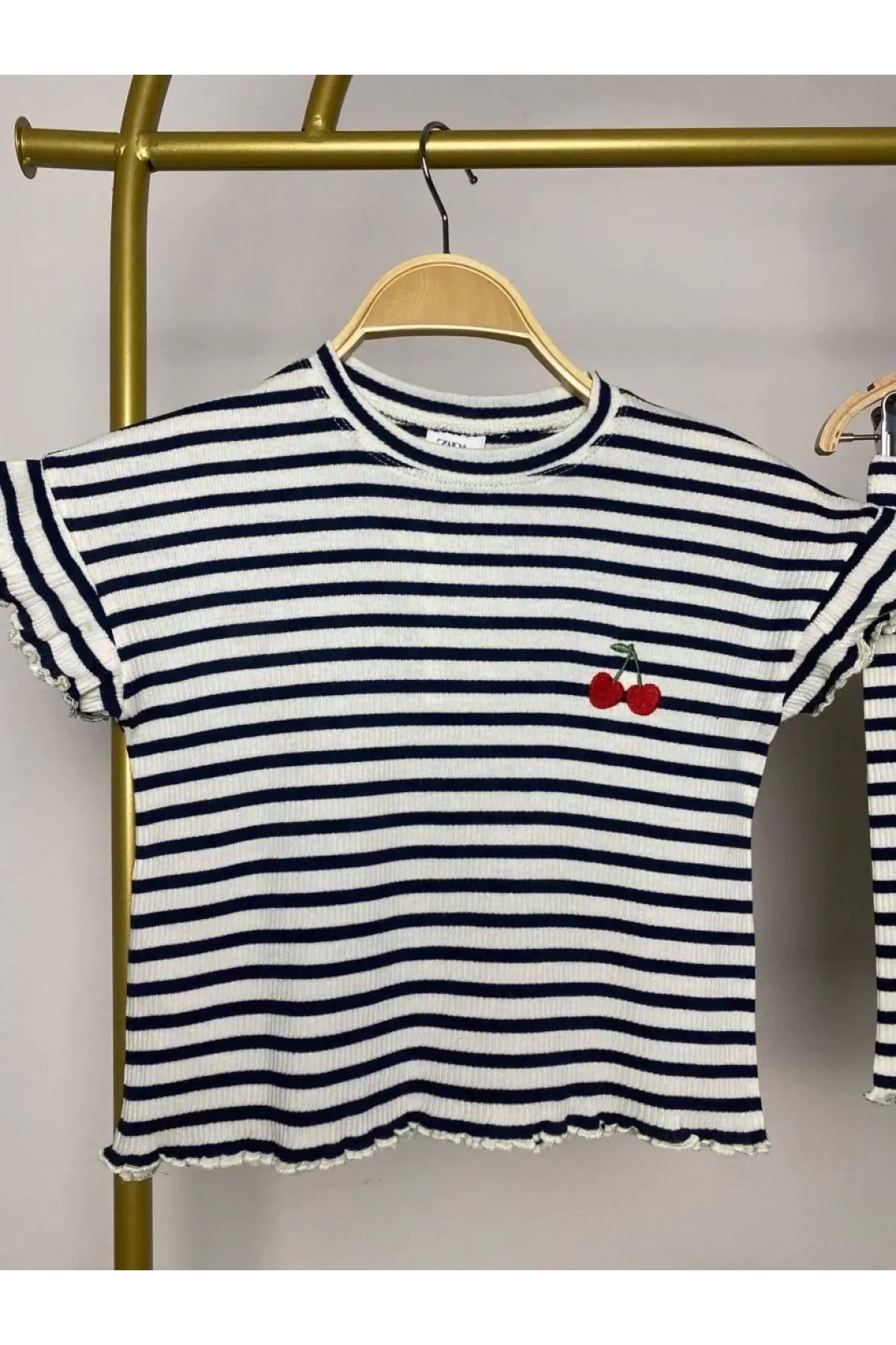 Kız Çocuk Fitilli Kumaş Çizgili Kiraz Nakışlı Takım