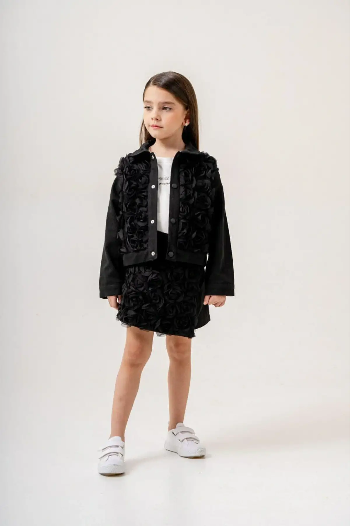 Kız Çocuk Gül Aplike Detaylı Kot Şort Etekli Siyah 3lü Takım