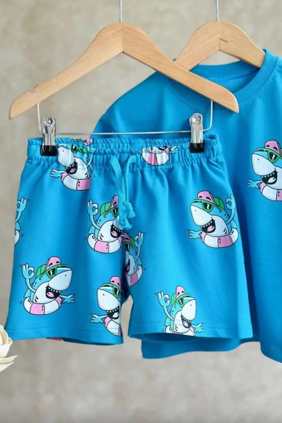 Erkek Çocuk Köpek Balığı Baskılı Yazlık Takım