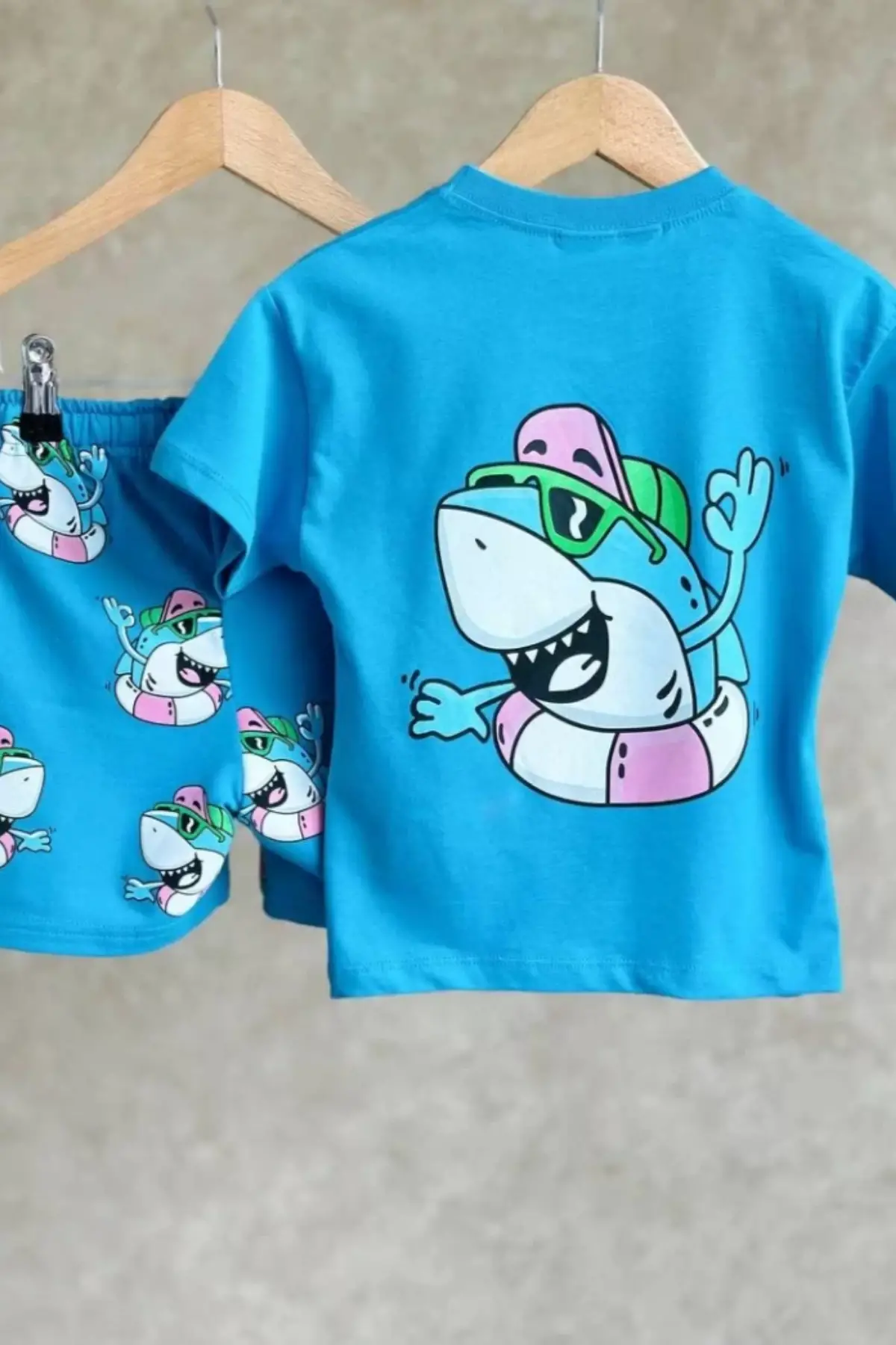 Erkek Çocuk Köpek Balığı Baskılı Yazlık Takım