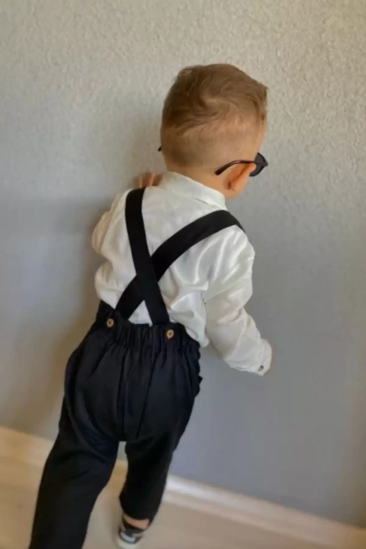 Erkek Çocuk Papyonlu Gömlek Salopet Takım