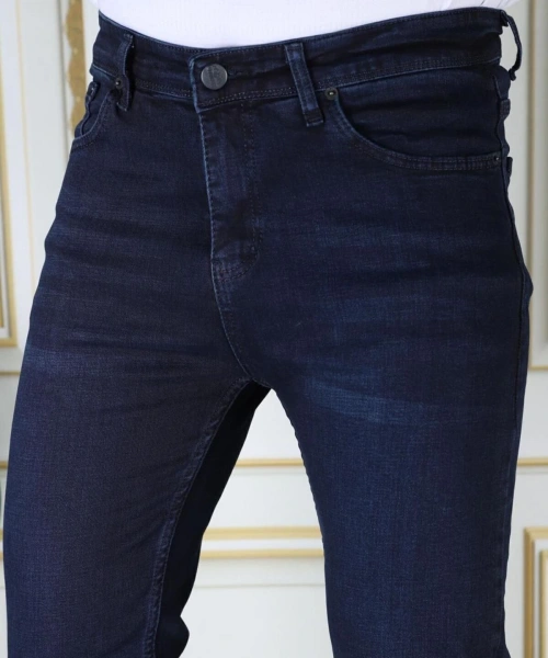 Erkek Koyu Mavi Renk Regular Fit Rahat Kesim Esnek Likralı Denim Jeans Şık Kot Pantolon
