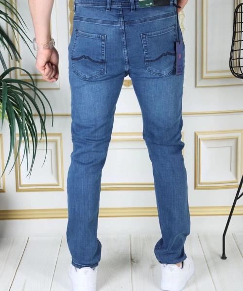 Erkek Açık Mavi Renk Regular Fit Rahat Kesim Esnek Likralı Denim Jeans Şık Kot Pantolon