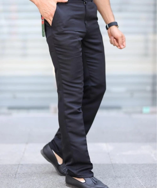 Klasik Kesim Siyah Mevsimlik Yan Cepli Keten Poliviskon Kumaş Baba Pantolonu Kumaş Pantolon