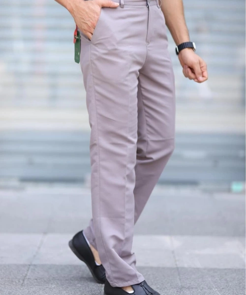 Klasik Kesim Bej Renk Mevsimlik Yan Cepli Keten Poliviskon Kumaş Baba Pantolonu Kumaş Pantolon