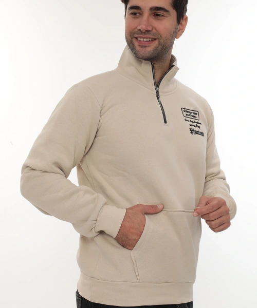 Erkek Bej Standart Fit Normal Kesim Içi Polarlı Yarım Fermuarlı Dik Bato Yaka Pamuklu Sweatshirt