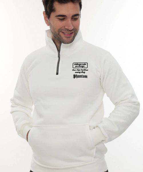 Erkek Beyaz Standart Fit Normal Kesim Içi Polarlı Yarım Fermuarlı Dik Bato Yaka Pamuklu Sweatshirt