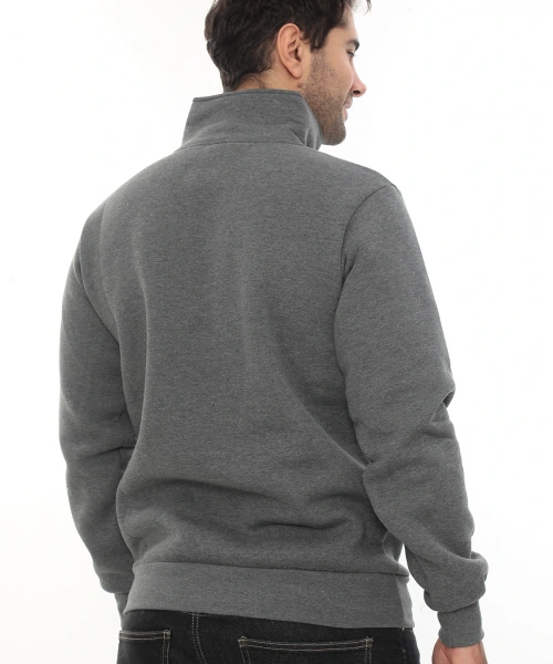 Erkek Gri Standart Fit Normal Kesim Içi Polarlı Yarım Fermuarlı Dik Bato Yaka Pamuklu Sweatshirt