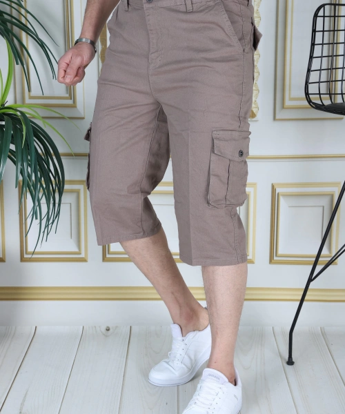 Kahverengi Erkek Regular Fit Rahat Kesim Kapri Likralı Gabardin Diz Altı Kargo Cepli Bermuda Kapri