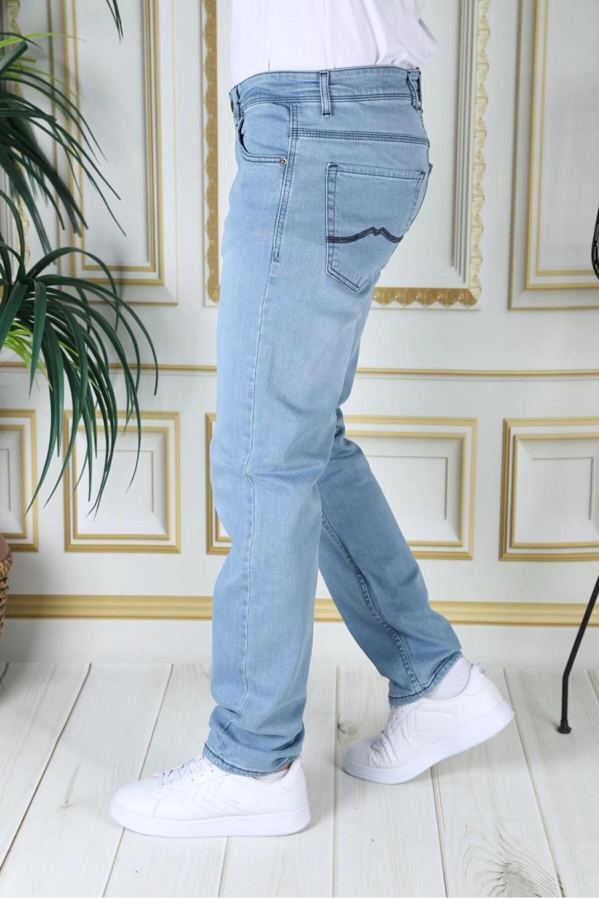 Erkek Buz Mavi Regular Fit Rahat Kesim Esnek Likralı Denim Jeans Şık Kot Pantolon