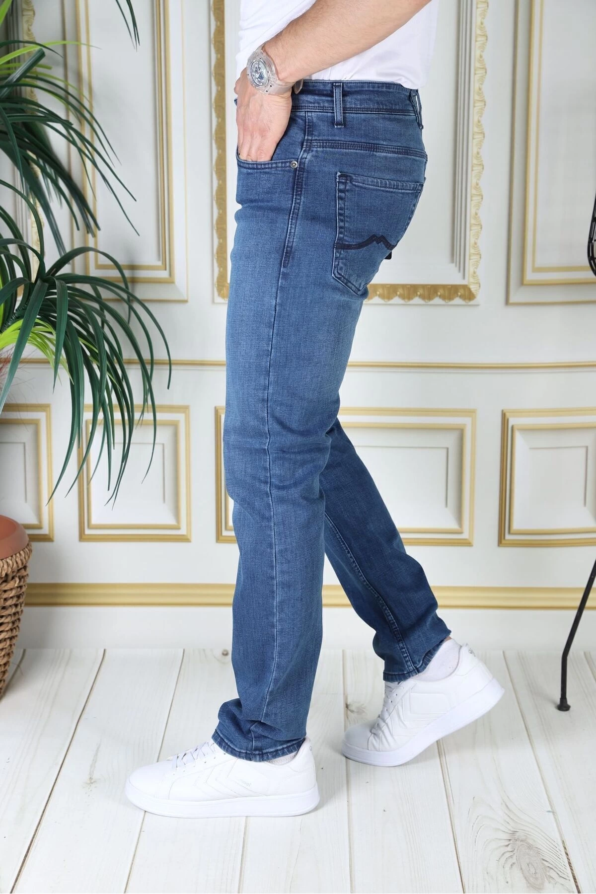Erkek Açık Mavi Renk Regular Fit Rahat Kesim Esnek Likralı Denim Jeans Şık Kot Pantolon