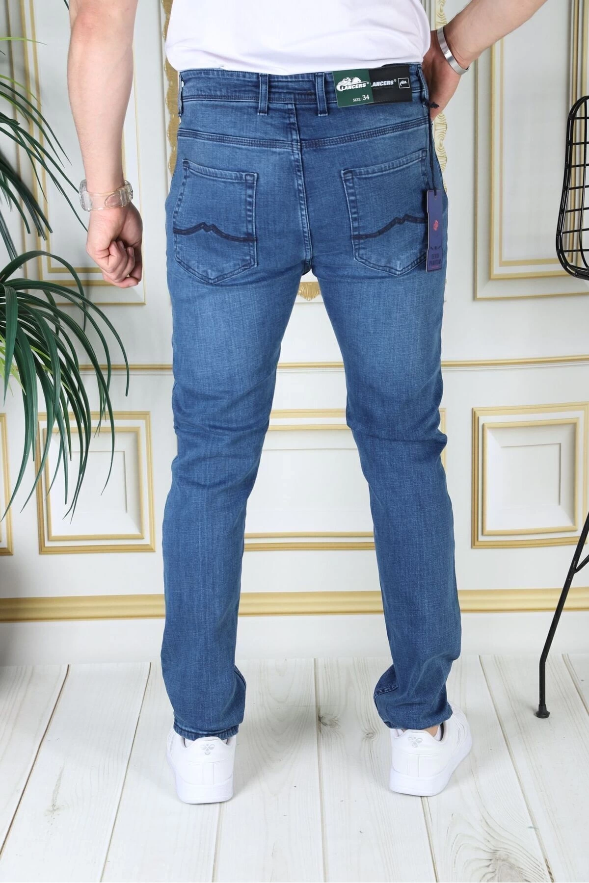 Erkek Açık Mavi Renk Regular Fit Rahat Kesim Esnek Likralı Denim Jeans Şık Kot Pantolon