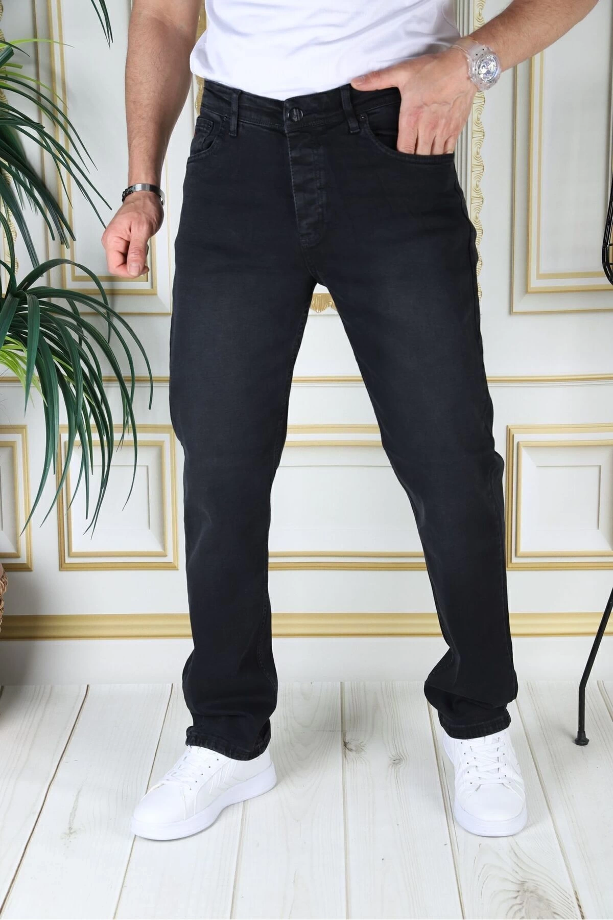 Erkek Siyah Renk Regular Fit Rahat Kesim Esnek Likralı Denim Jeans Şık Kot Pantolon