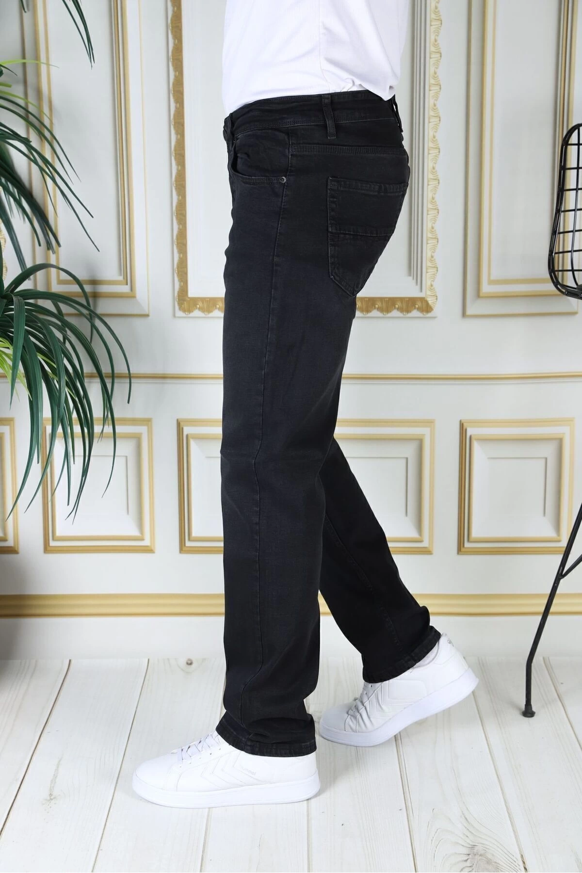 Erkek Siyah Renk Regular Fit Rahat Kesim Esnek Likralı Denim Jeans Şık Kot Pantolon