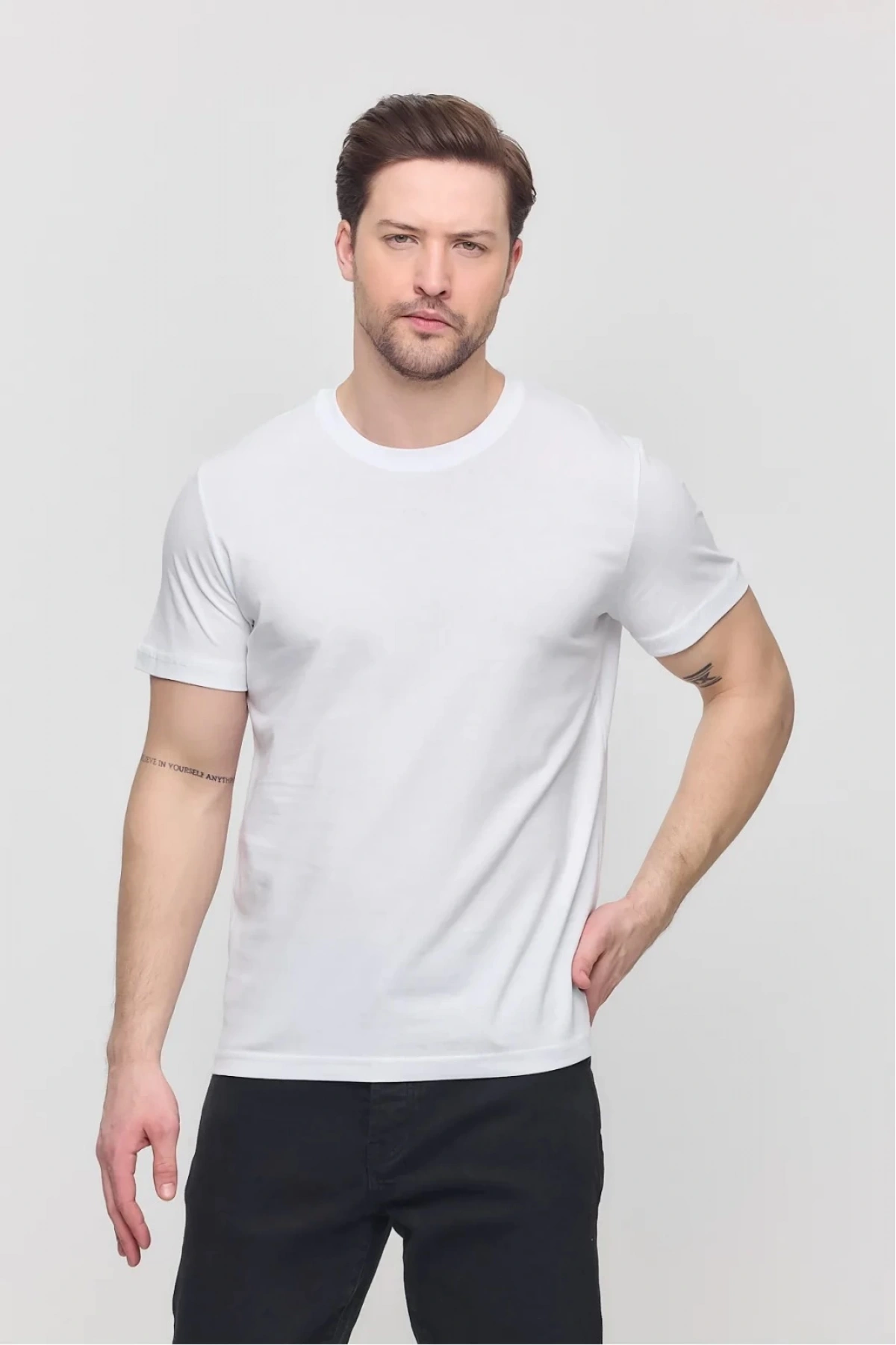 Erkek 4lü Paket Likralı Şık Pamuklu Yumuşak Dokulu Slim Fit Bisiklet Yaka Basic Tişört