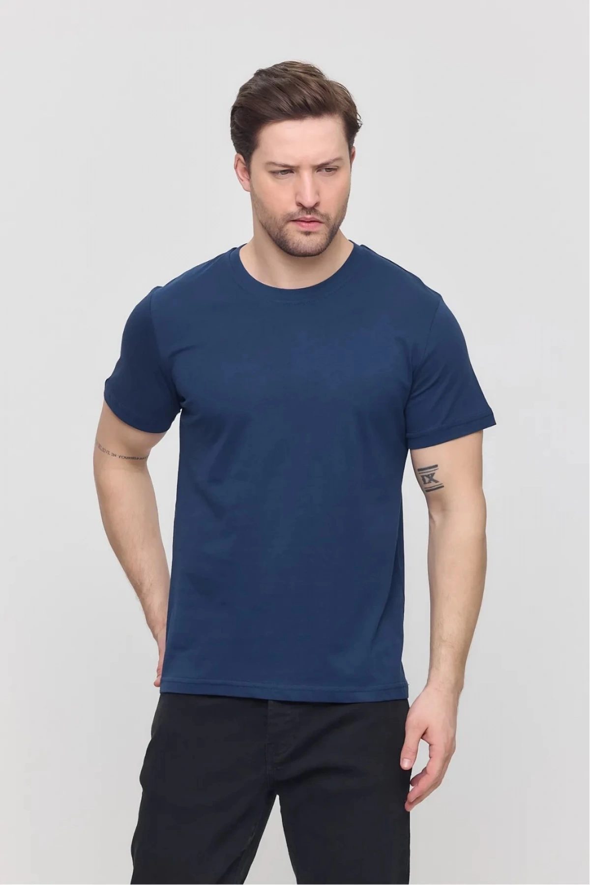 Erkek 4lü Paket Likralı Şık Pamuklu Yumuşak Dokulu Slim Fit Bisiklet Yaka Basic Tişört