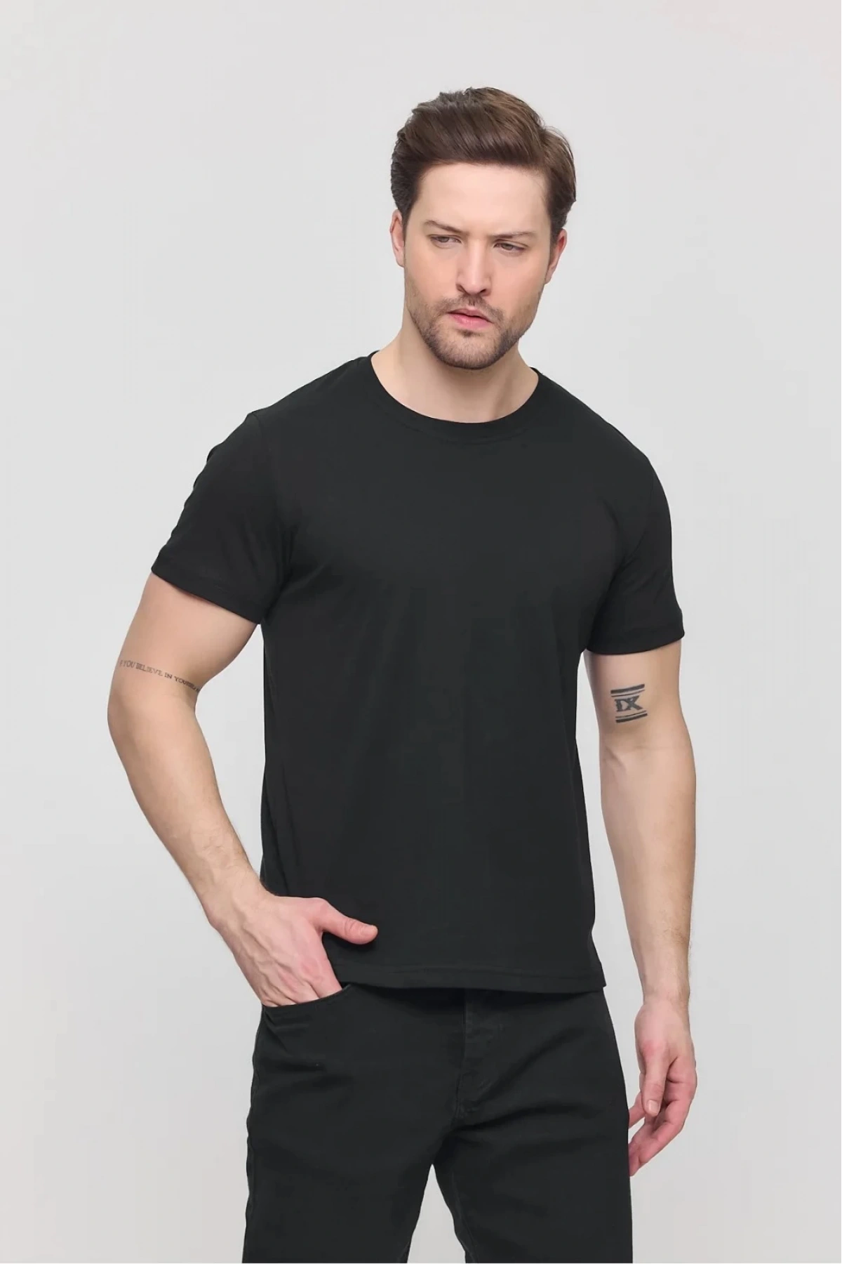 Erkek 4lü Paket Likralı Şık Pamuklu Yumuşak Dokulu Slim Fit Bisiklet Yaka Basic Tişört