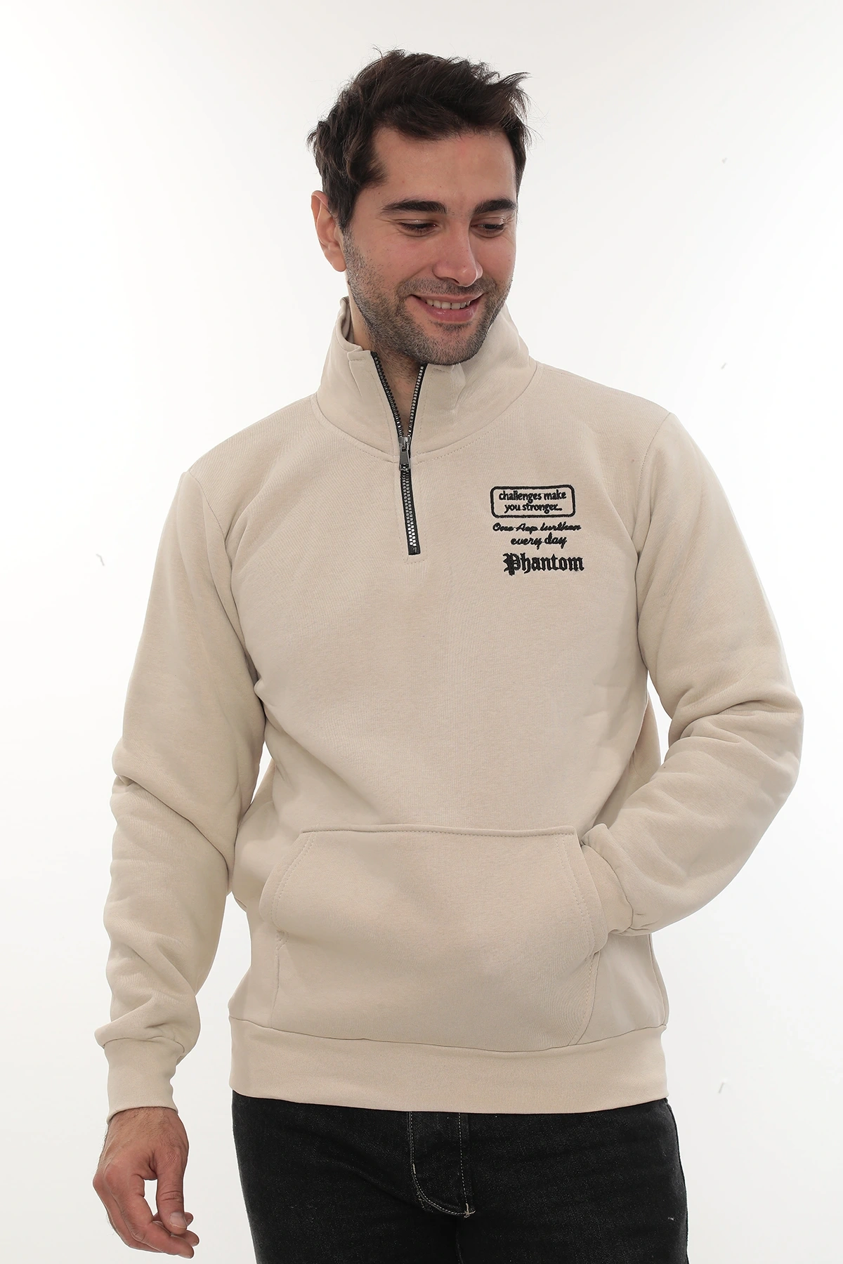 Erkek Bej Standart Fit Normal Kesim Içi Polarlı Yarım Fermuarlı Dik Bato Yaka Pamuklu Sweatshirt