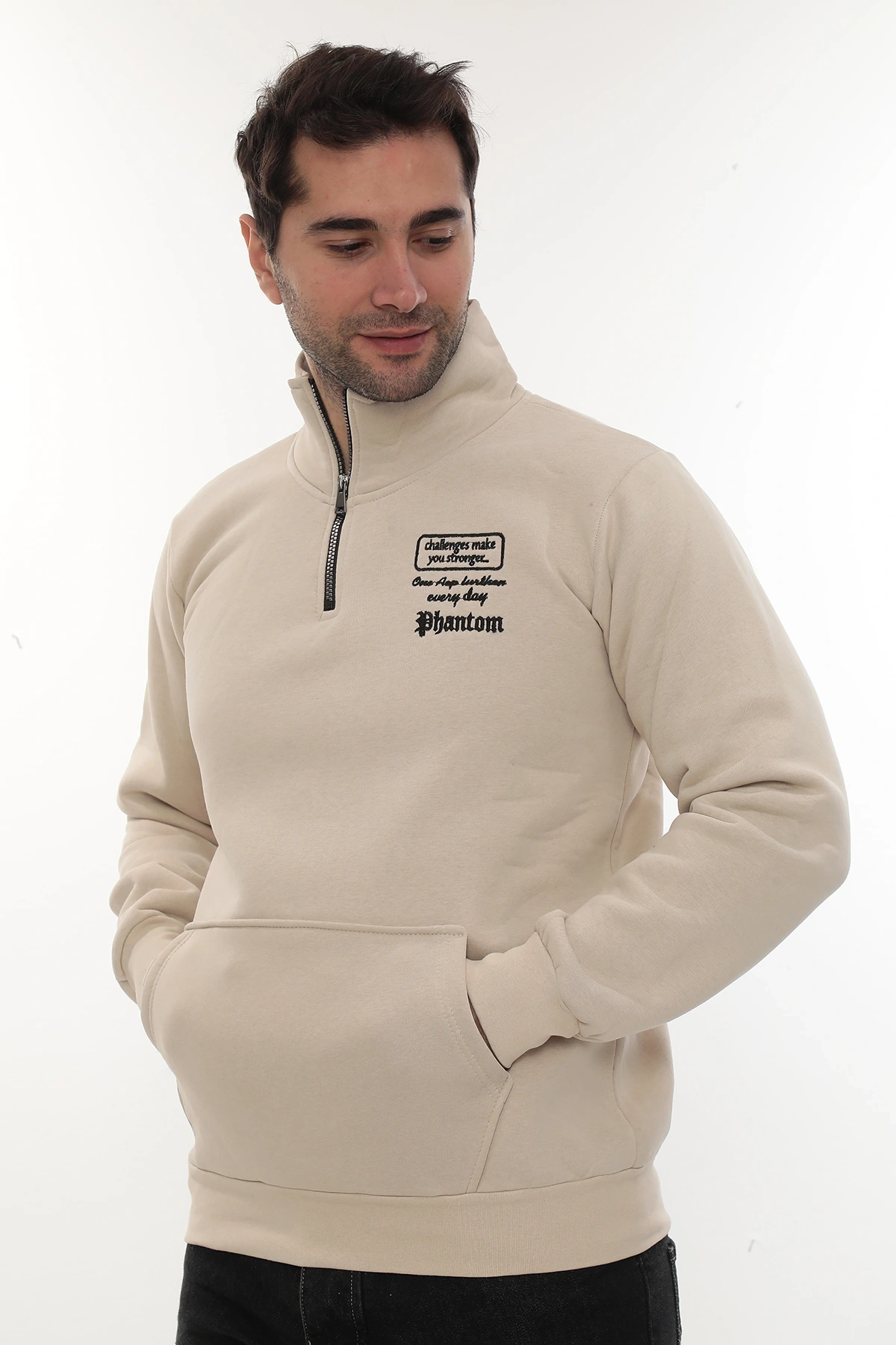 Erkek Bej Standart Fit Normal Kesim Içi Polarlı Yarım Fermuarlı Dik Bato Yaka Pamuklu Sweatshirt