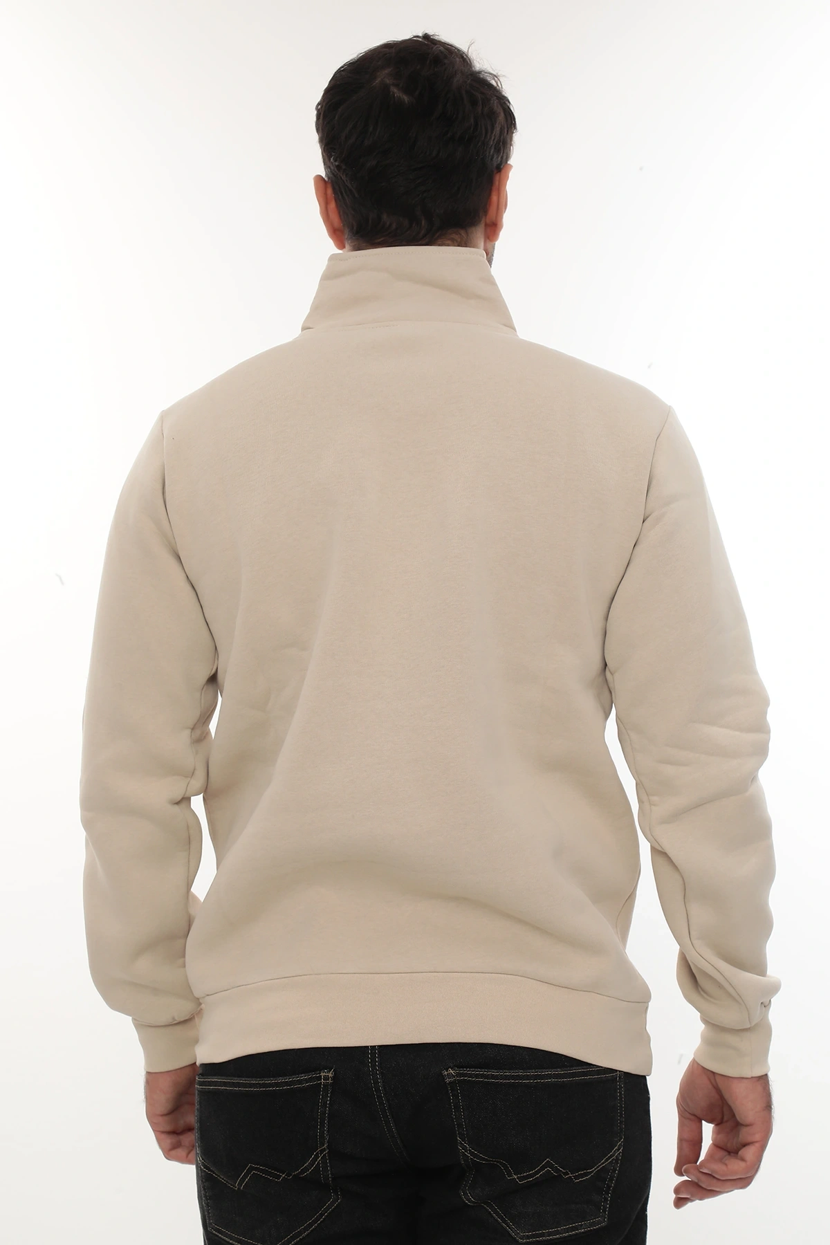 Erkek Bej Standart Fit Normal Kesim Içi Polarlı Yarım Fermuarlı Dik Bato Yaka Pamuklu Sweatshirt