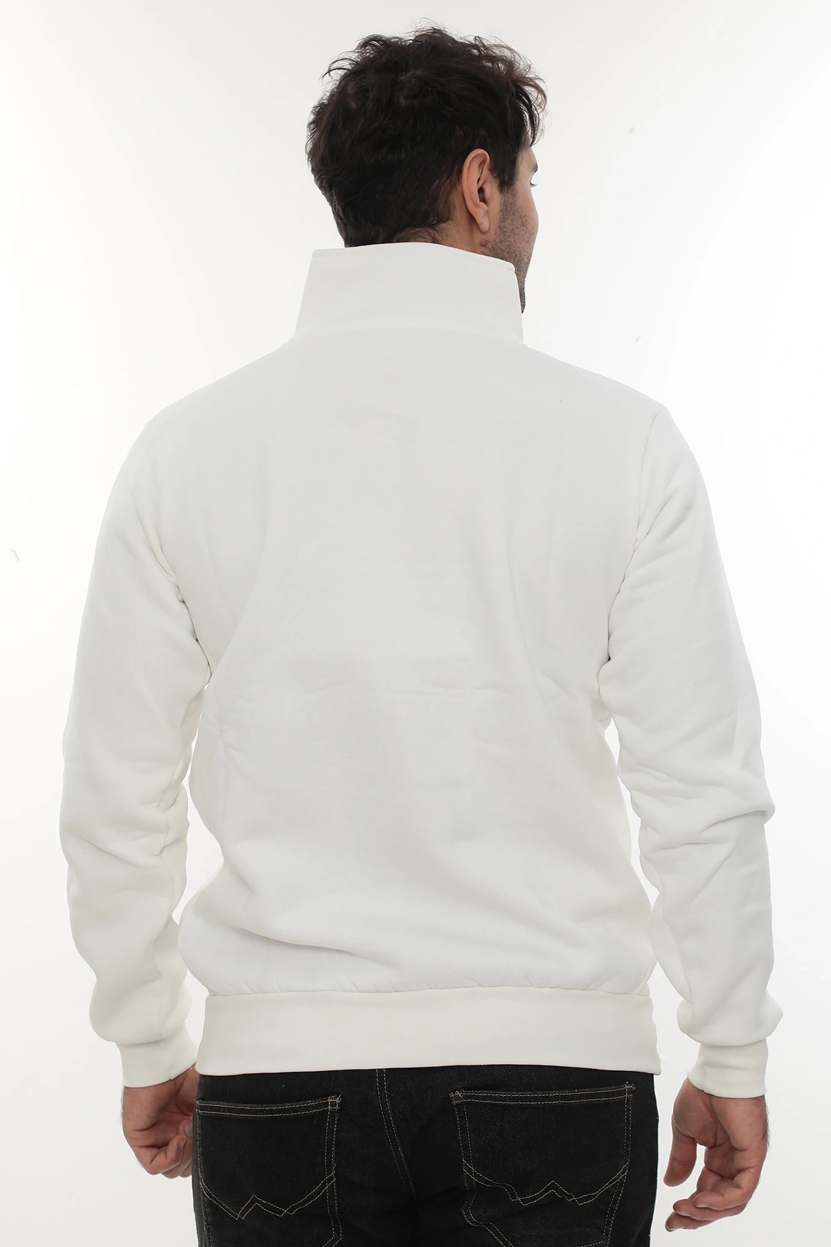 Erkek Beyaz Standart Fit Normal Kesim Içi Polarlı Yarım Fermuarlı Dik Bato Yaka Pamuklu Sweatshirt