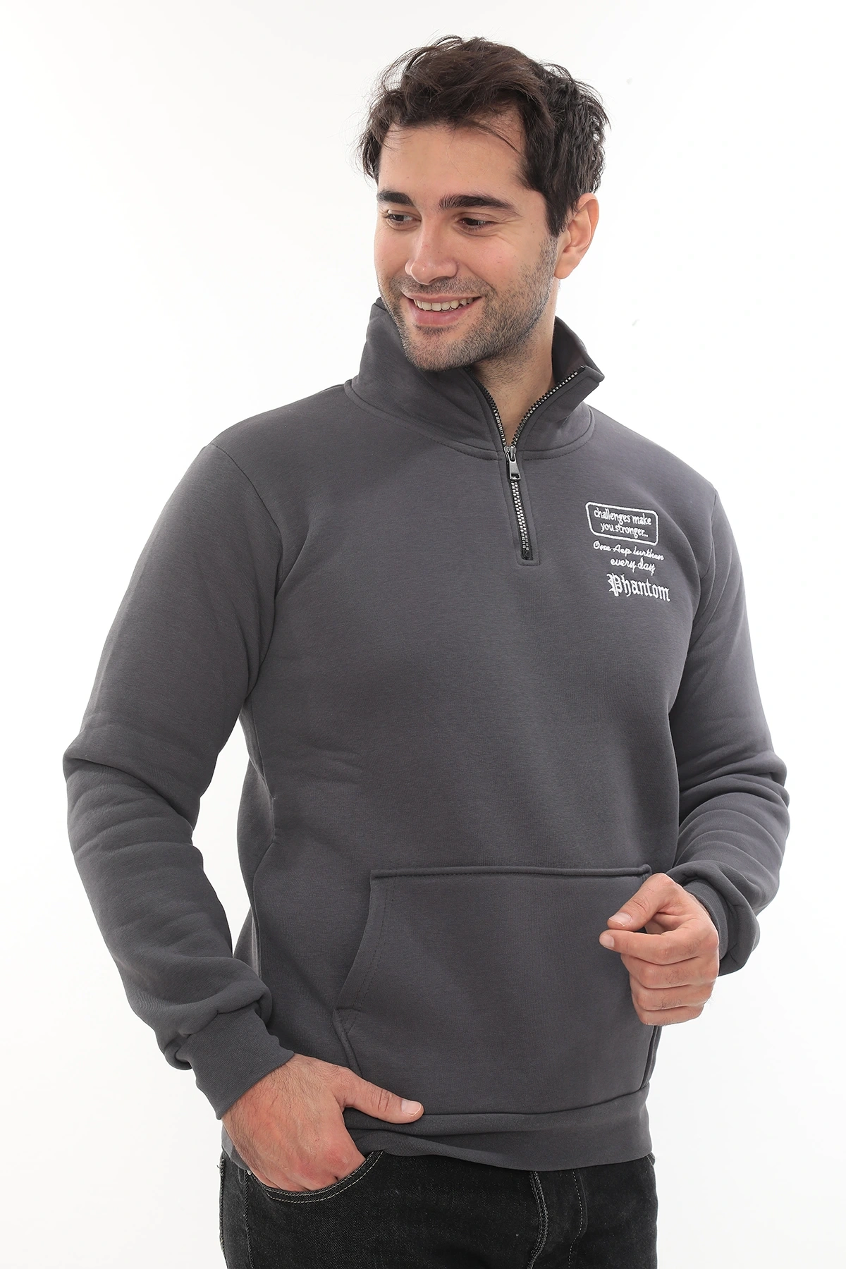 Erkek Füme Standart Fit Normal Kesim Içi Polarlı Yarım Fermuarlı Dik Bato Yaka Pamuklu Sweatshirt